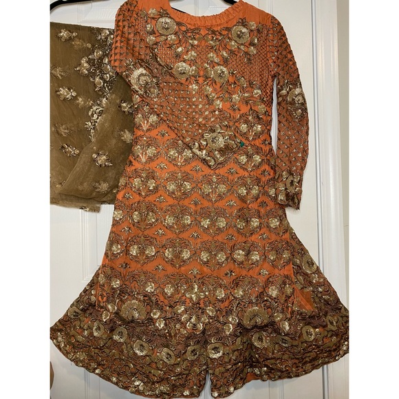 Pakistan suit - Picture 2 of 6